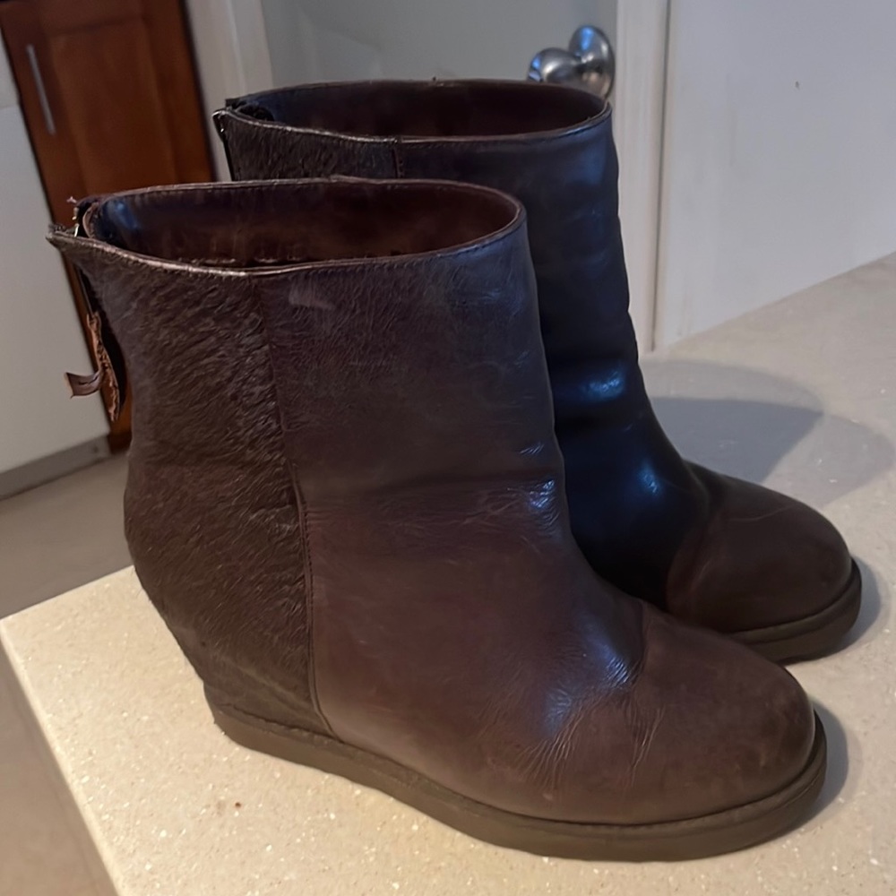 Australia Hatchet Wedge Bootie